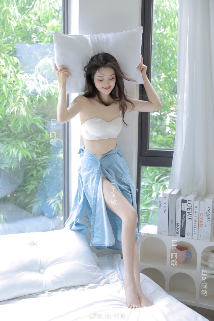 三傻大闹宝莱坞 封面